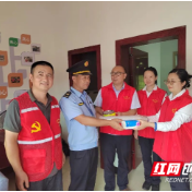 永州高速：骄阳下的“路灯”撑起“清凉伞”