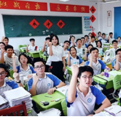 永州四中2026届班主任群像:深耕者与提灯人