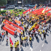 道县：七条“黑虎”龙船齐升河 上演传统民俗盛宴