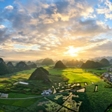 江永县十里画廊：晨景染金霞（组图）