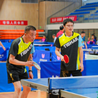 以球会友展示风采 岳阳市国资委系统职工乒乓球邀请赛落幕