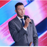 请叫他“易老板”！易建联的人生下半场