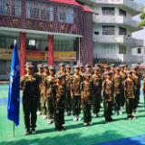 春苗书屋组织47名乡村孩子参加军事夏令营活动