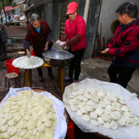 新春走基层｜资兴：做糍粑迎新年