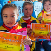 党建带队建 传承雷锋精神 郴州市林邑志愿者协会携手福泉学子进社区