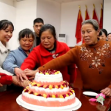 沙洲日记｜女神节我们一起过生日