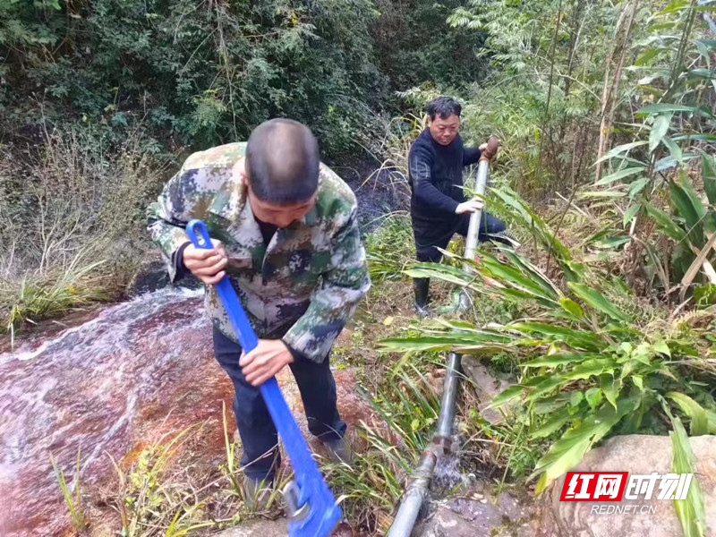 汝城县高月村：  跨越“天堑路” 引来“幸福水”