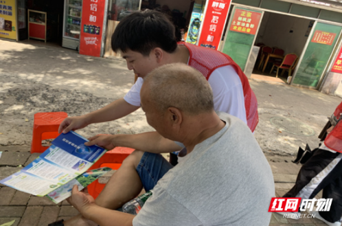 北湖区增福街道城前岭村：大学生反诈宣传助力法治乡村建设