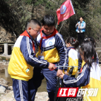 临武县西瑶小学：春“锋”送暖入瑶乡