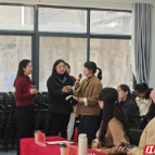 苏仙区举办幼儿园混班户外自主游戏联片教研