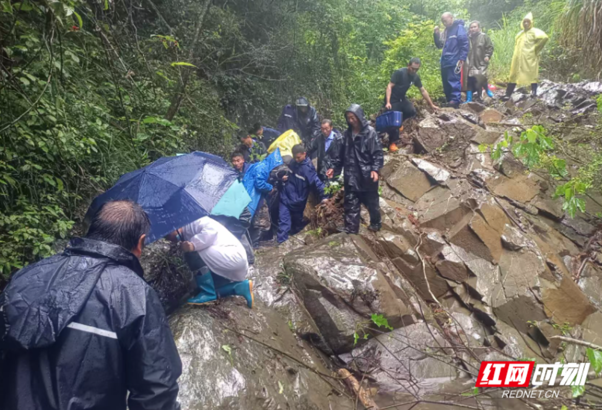 汝城南洞乡：18小时生死救援 深山里的温暖守护