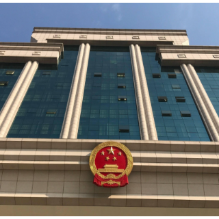 因虚构公积金缴纳记录骗贷18万元，“职业背债人”获刑！