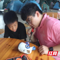 湘南学院“三下乡”： 巧手系乡情，义务维修进农家