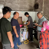 北湖区仰天湖瑶族乡为高山老人“燃”起安全屏障