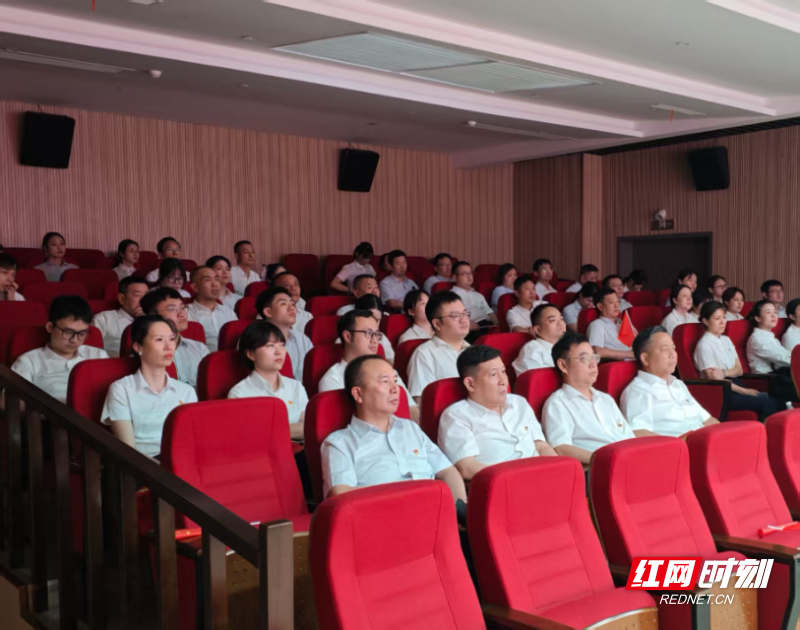 一堂思政课，引来四方客