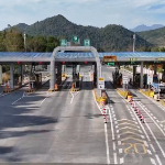 沿着高速看美景 | 赤石雄姿