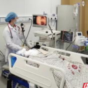 多学科联手,为高龄老人托起“无痛”呼吸梦