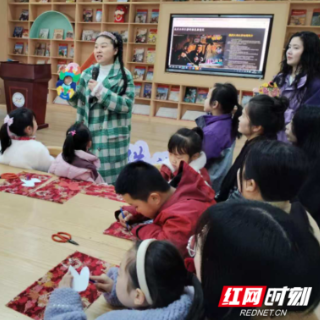 大布江拼布绣走进郴州市王仙小学