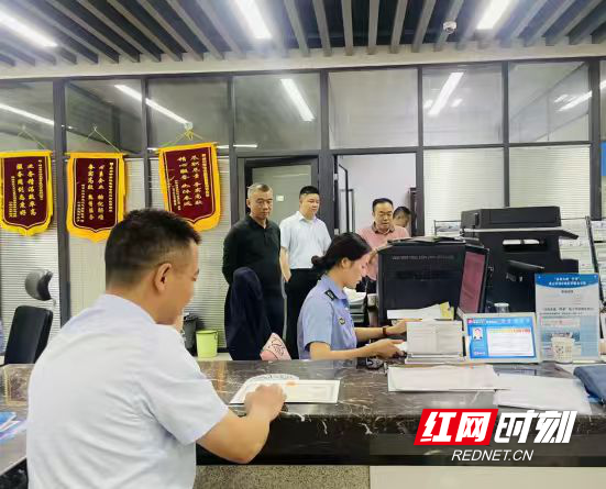 郴州市落实“企业服务年”行动：优化审批流程  提升服务质效