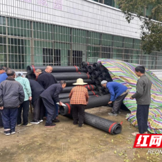 桂东县寨前镇:阵地传温情 服务暖民心