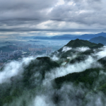 组图 丨 云涌山峦间 城东美成仙