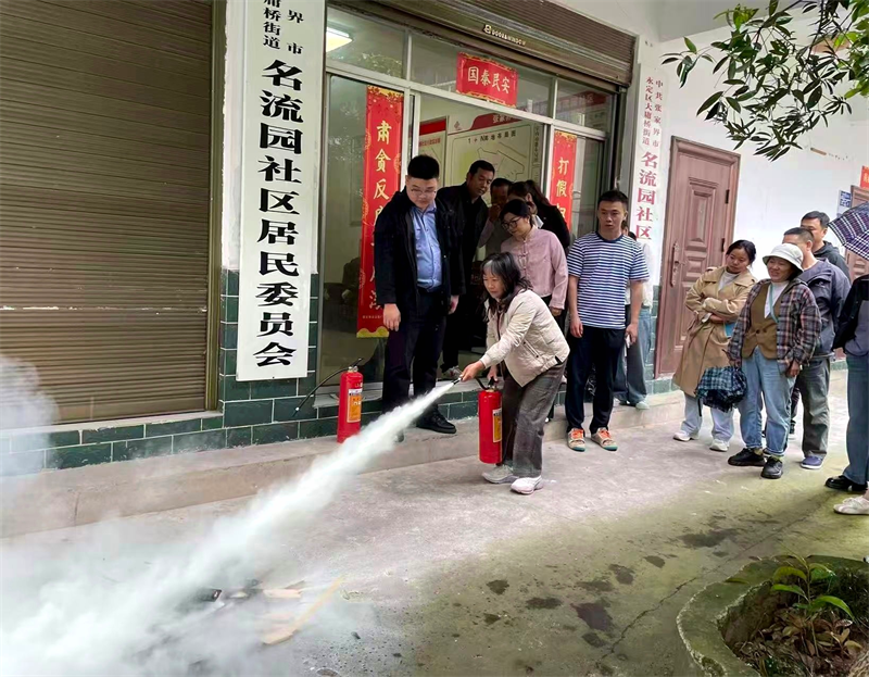 图片4.png 图片4.png