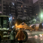 我为群众办实事 | 湘潭高新区迅速行动 扫雪除冰保畅通！