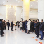 踔厉奋发 湘潭高新区举行升旗仪式暨2022新年团拜会