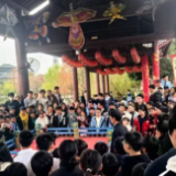 长沙市回龙中学组织铜官窑研学实践活动