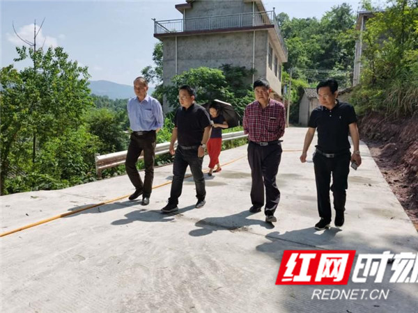 图片2.jpg 图片2.jpg