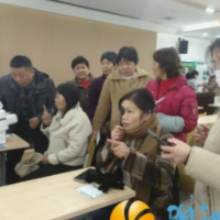 梅溪湖街道华茂社区开展“眼科义诊进社区 关爱眼睛保健康”活动