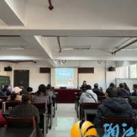 谭家冲社区：一盔一带 安全常在