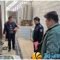 文明养犬不掉“链” 共建美好茶场村