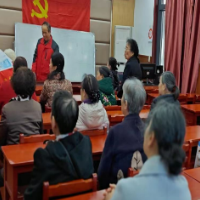 党校社区：推广湘易办，助力老年人融入智慧生活