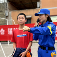 专题讲座，拧紧学生防溺“安全阀”