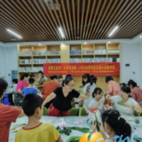 云溪湾社区：党建引领“粽香端午” 乐享社区邻里情