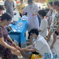 炎炎夏日送健康，三伏“贴”心暖人心