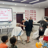岳南村社区开展关爱老年人“清凉一夏”系列志愿服务活动