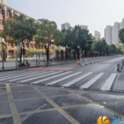 优化违停治理 守护校园安全