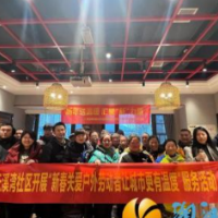 梅溪湖街道云溪湾社区 工会送温暖 传递正能量