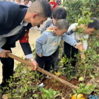 绿意同心·携手共建 ——学锦社区植树节活动圆满举行