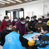 梅溪湖街道晟秀园社区  “关爱老人，体检暖人心”公益体检