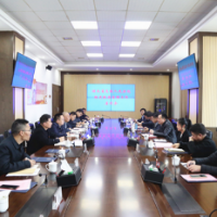 执源治理工作座谈会在岳麓区法院召开