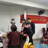 谭家冲社区:我为群众办实事,爱心义诊进社区