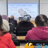 梅溪湖街道梅园社区开展“科技助听，共享美好生活”的全国爱耳日宣传教育活动