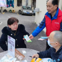 西湖街道嘉欣社区开展“共建国家卫生城市 拥抱健康美丽生活”志愿服务活动