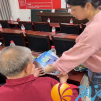 茶场村持续开展湘易办推广活动