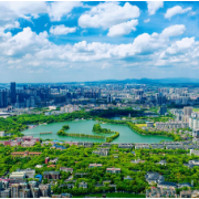 暴雨来袭，孕妈妈应注意这些事项！