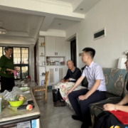 “七一”慰问传党情，走访关怀暖人心