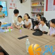 科普课堂进社区，点燃青少年科技梦